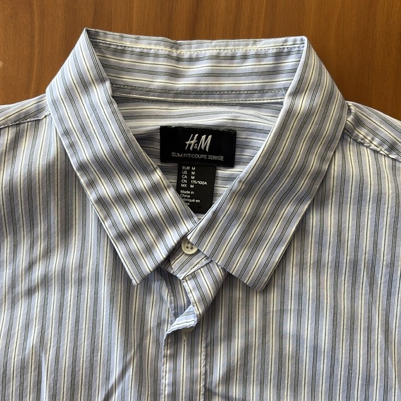 H&M button down - Picture 3 of 4